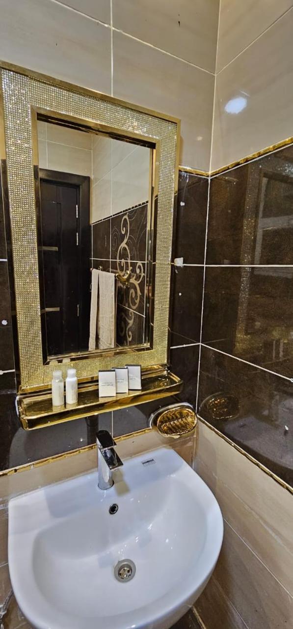 Family Friendly, Near Airport, Location Appartamento Abu Dhabi